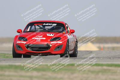 media/Oct-25-2025-CalClub SCCA (Sat) [[34c778dfbe]]/Group 2/Qualifying/